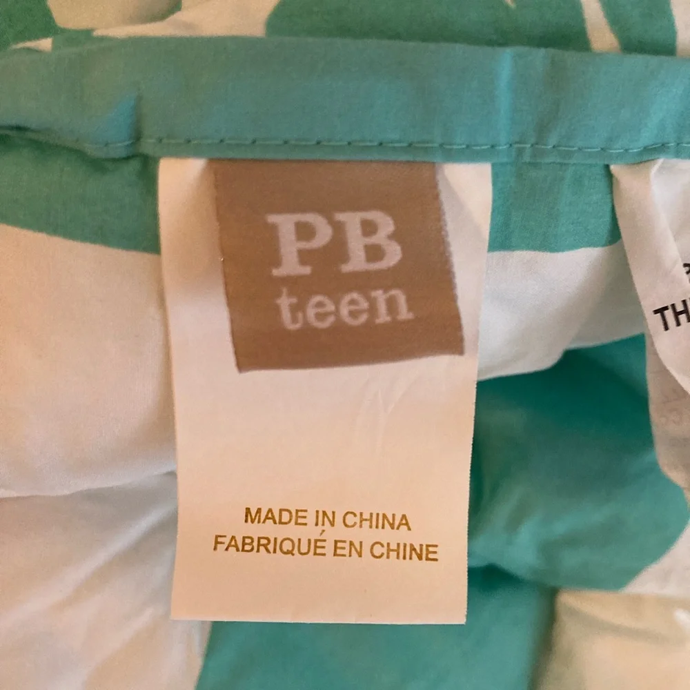 GUC Pottery Barn Teen Reversible Full Comforter/2 Shams